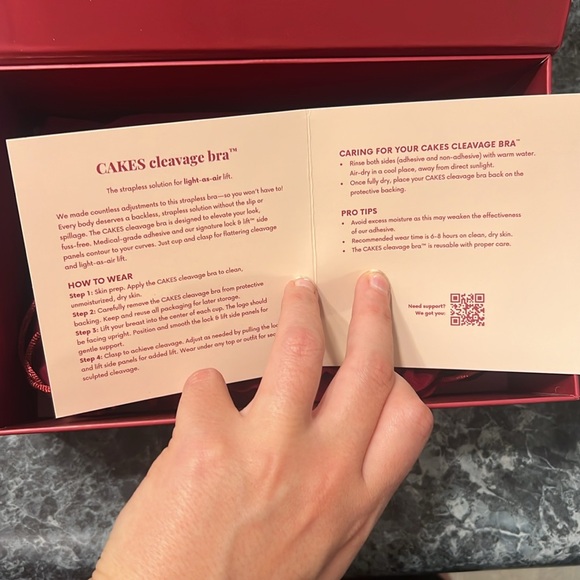 NWT CAKES cleavage bra
(+) (DD+) / Honey - Picture 2 of 4